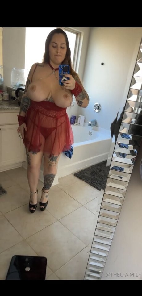 Theo The Milf best model pictures