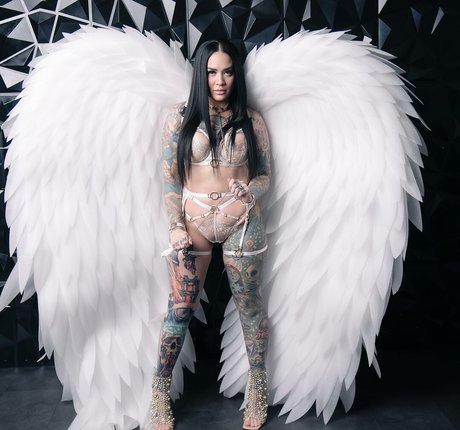 Megs v2 model adult galleries