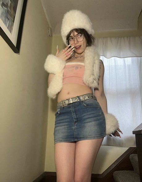 blonde trans onlyfans beautiful pictures