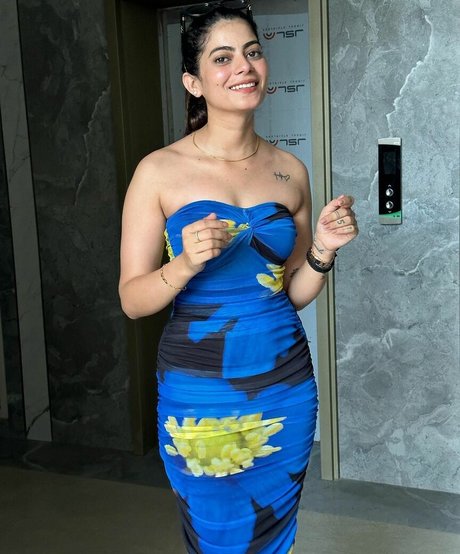 Fiza Choudhary pornographic model pictures