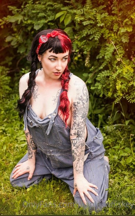 maple massacre perfect pornstar photo