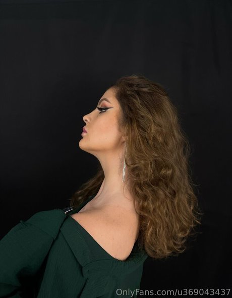 molly polly221 pornstar art img