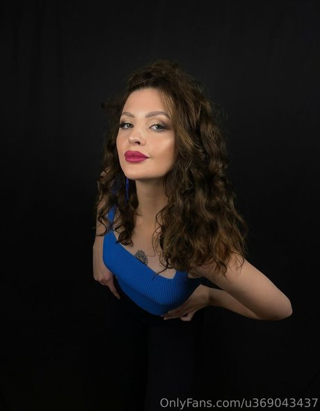 molly polly221 sexy actress galleries