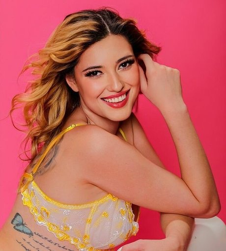 Katie Kinz pornstar sexy images