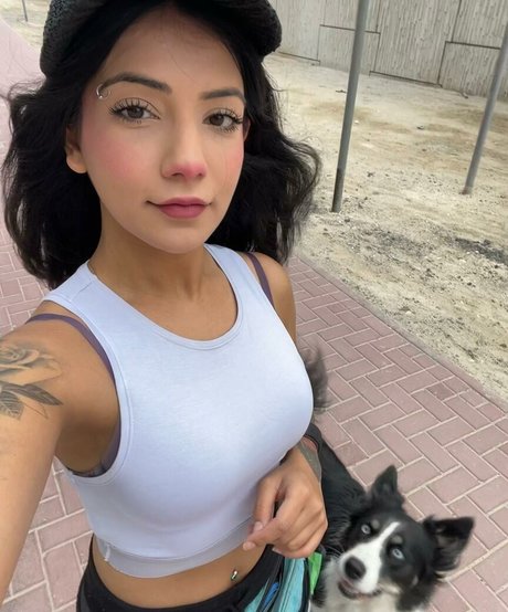 Saaniyax xxx star pics