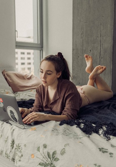 savannahxxx star perfect pics