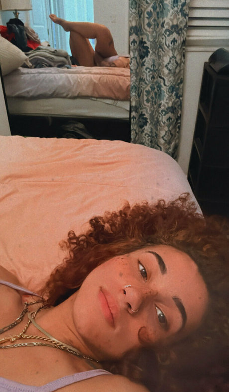 PoofBallDemon star naked gallery