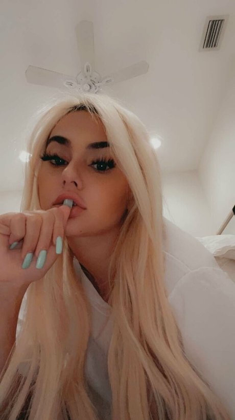 olivia snow69 porn actress images