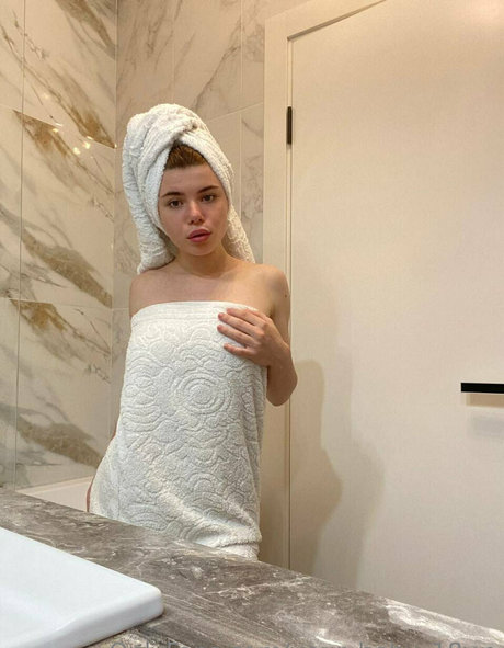 your baby 18y e model sex img