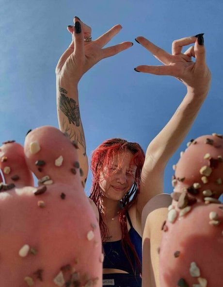 crossdresser onlyfans art naked gallery