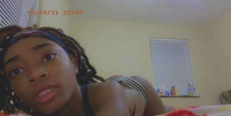 tink tynk hd pornstar image