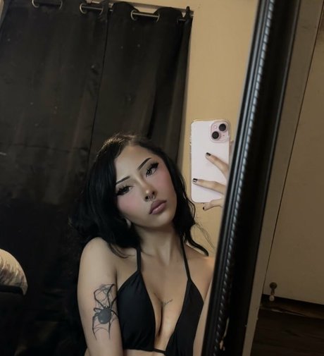 nephilimburial model nude pic