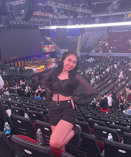 nininplays sexy actress img