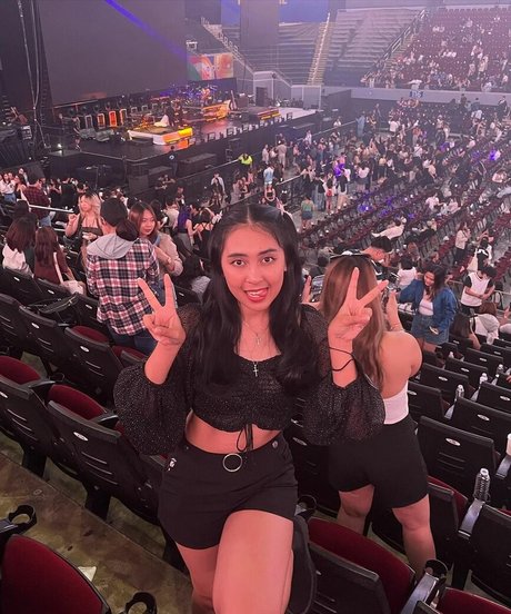 nininplays star xxx photos