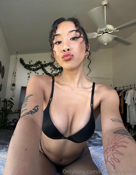 uluvzella exclusive actress pics