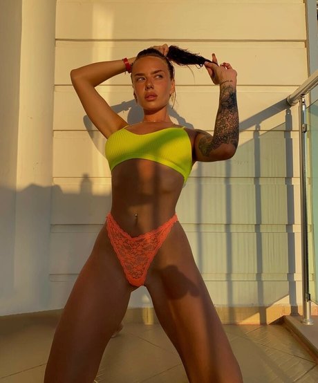 yulya bonya model photo