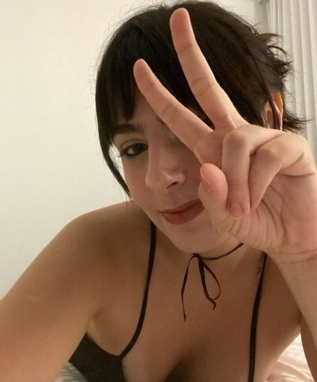 Mariana Karpukovas pornstar naked img