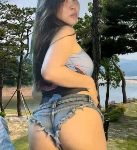 Bongbong IRL sexy pornstar photo