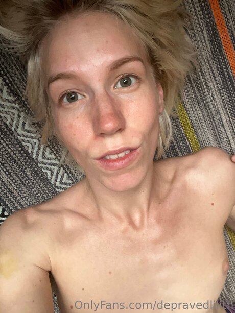 eating onlyfans sex photo