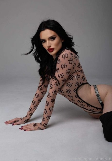 megan brunette star exclusive picture