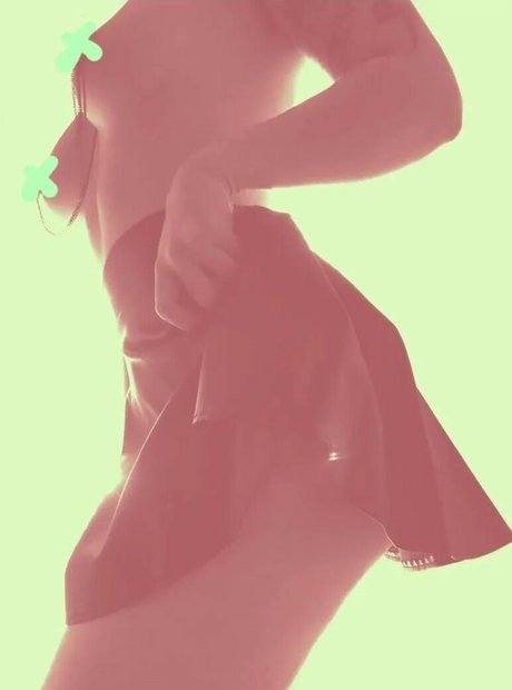 blonde tits onlyfans nice pics