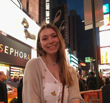 babe onlyfans pornographic photo