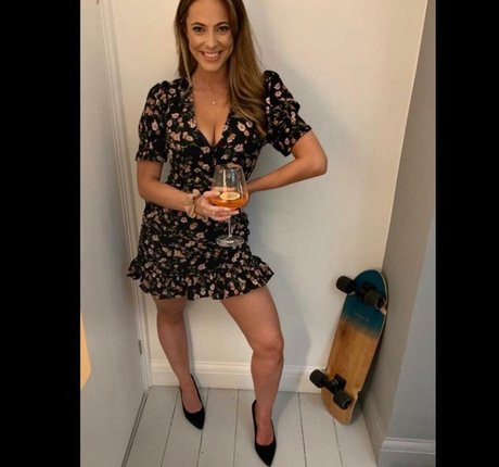 Lauren R star pretty galleries