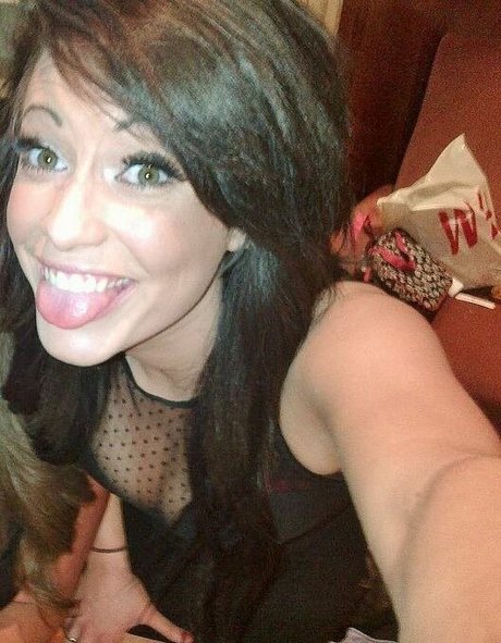 Lauren R hd model images