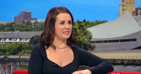 Nina Warhurst model xxx pictures