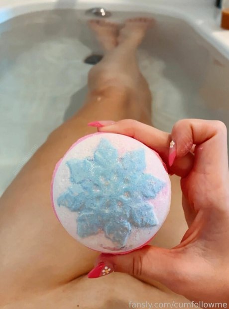 gloryhole wife onlyfans free porn pic