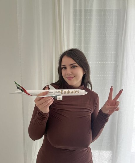 mia gaarciia star top picture