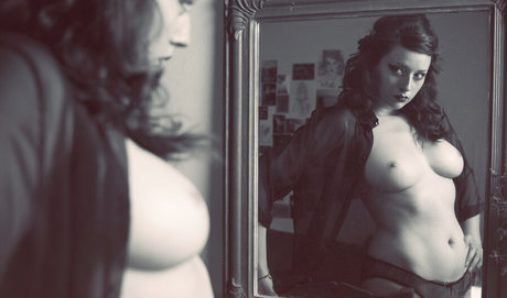 Necianavine beautiful pornstar pic