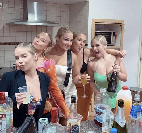 Arlea pornstar nice photos