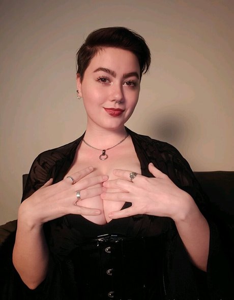 The Audaxity model nudes photo