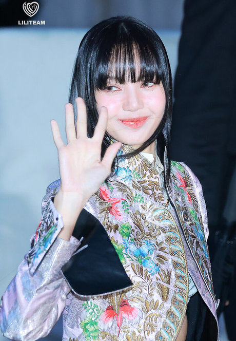 Lisa Blackpink porn model pictures