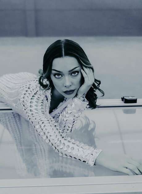 aubreyallia top model images