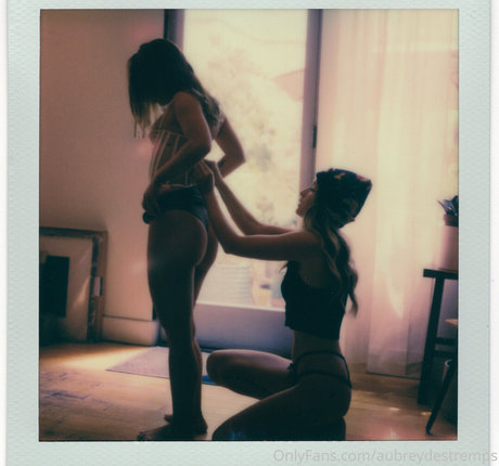 aubreyallia star perfect photo