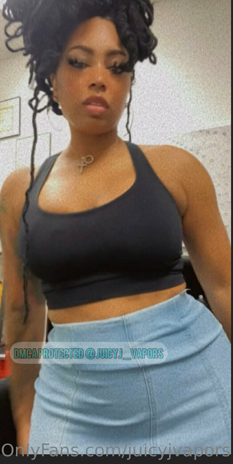 juicyjvapors best star photo