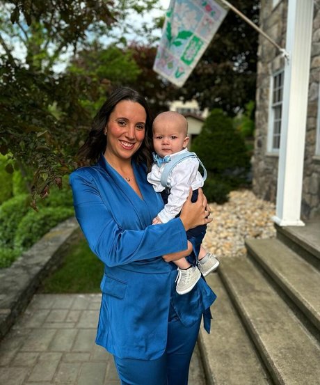 Monica Gonzalez exclusive actress gallery