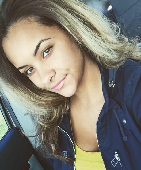 Nicole A Foster sexy star archive