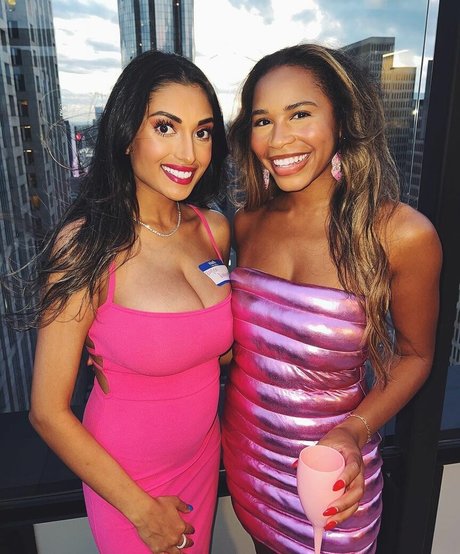 Zia Natasha Lehman star sexy images