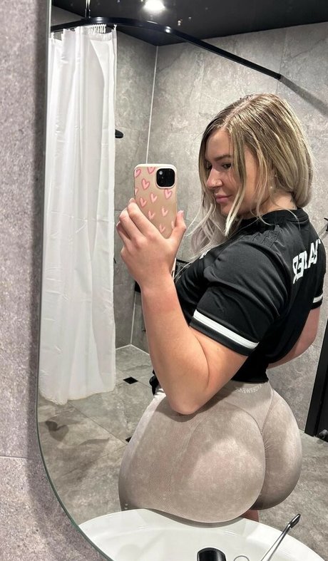 Nikita Simpson nudes star picture