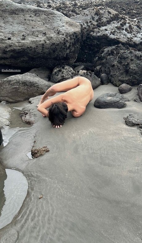 asian brunette onlyfans beautiful photo