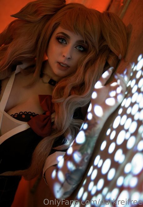 darkreifree model pornographic picture