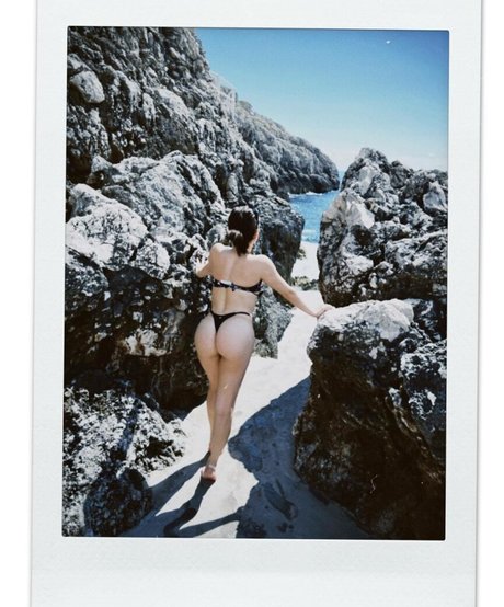 GKay naked star pictures