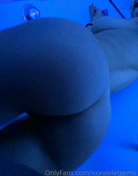 Violet Gems pornstar exclusive images