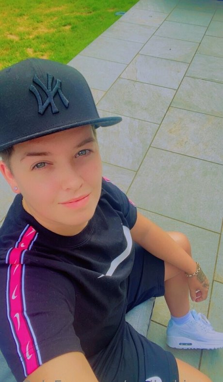 reallesbiansx hd pornstar gallery