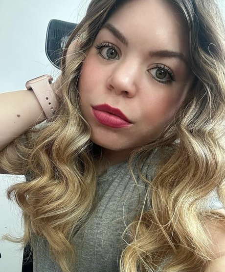 swinger milf onlyfans hot naked pic