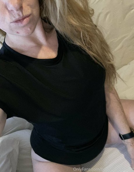 curvykgirl star hot photos