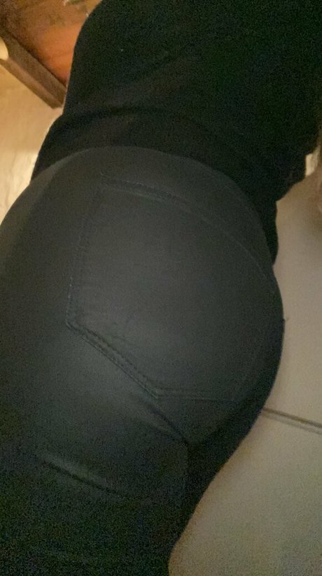 curvykgirl model beautiful image